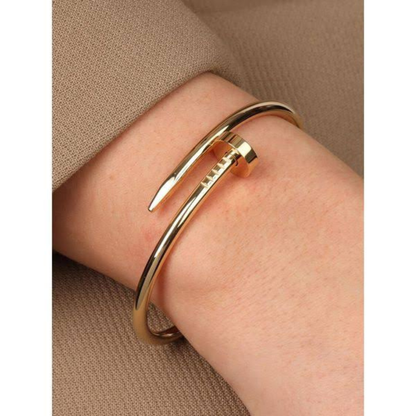luxury Nail bracelet