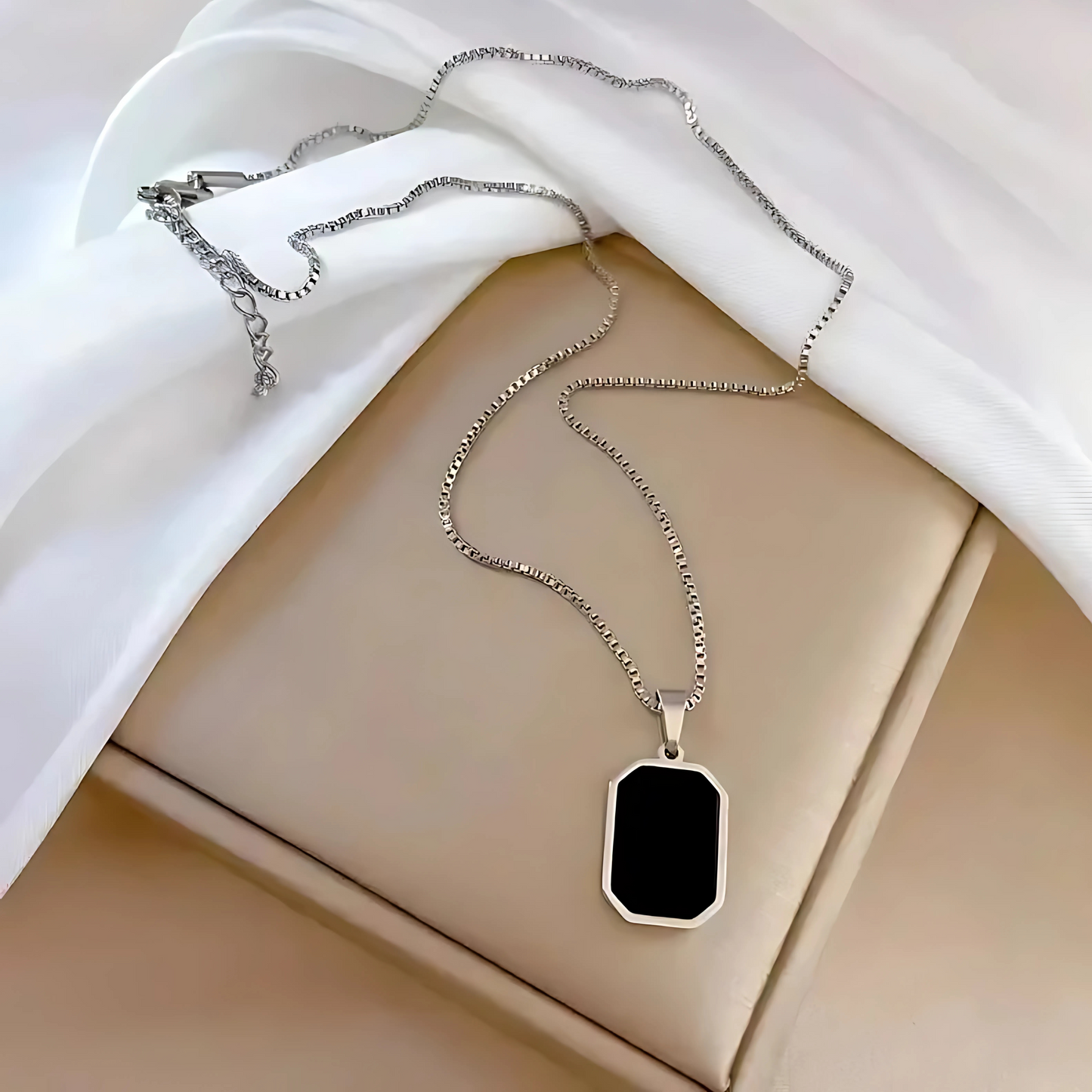 Black Pendant Necklace - Gold & Silver Chains | Unisex Necklace  |  Vogue Vault PK